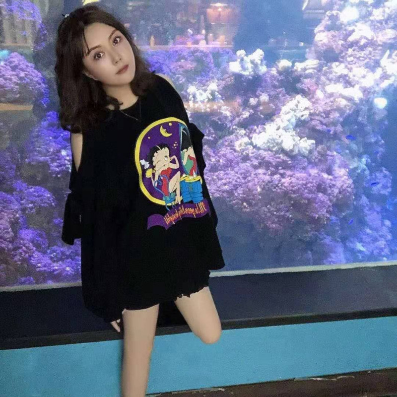 静安区丰满小姐姐